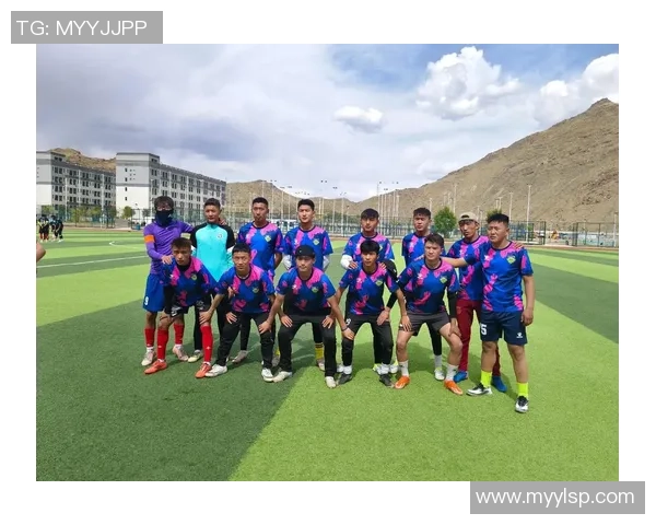 又想踢足球的我在生活与梦想之间的追逐与坚持